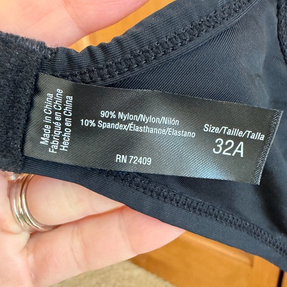 Women's Intimates Collection Rene Rofe - Gray, White, Black, and Cream Bras -32A - Picture 5 of 6